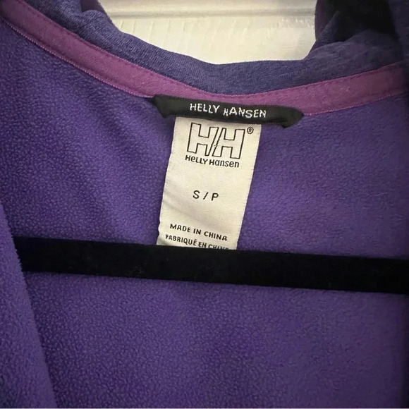 Size S Helly Hansen Women’s Zip Up Hoodie - Selburose Pattern - Picture 6 of 6